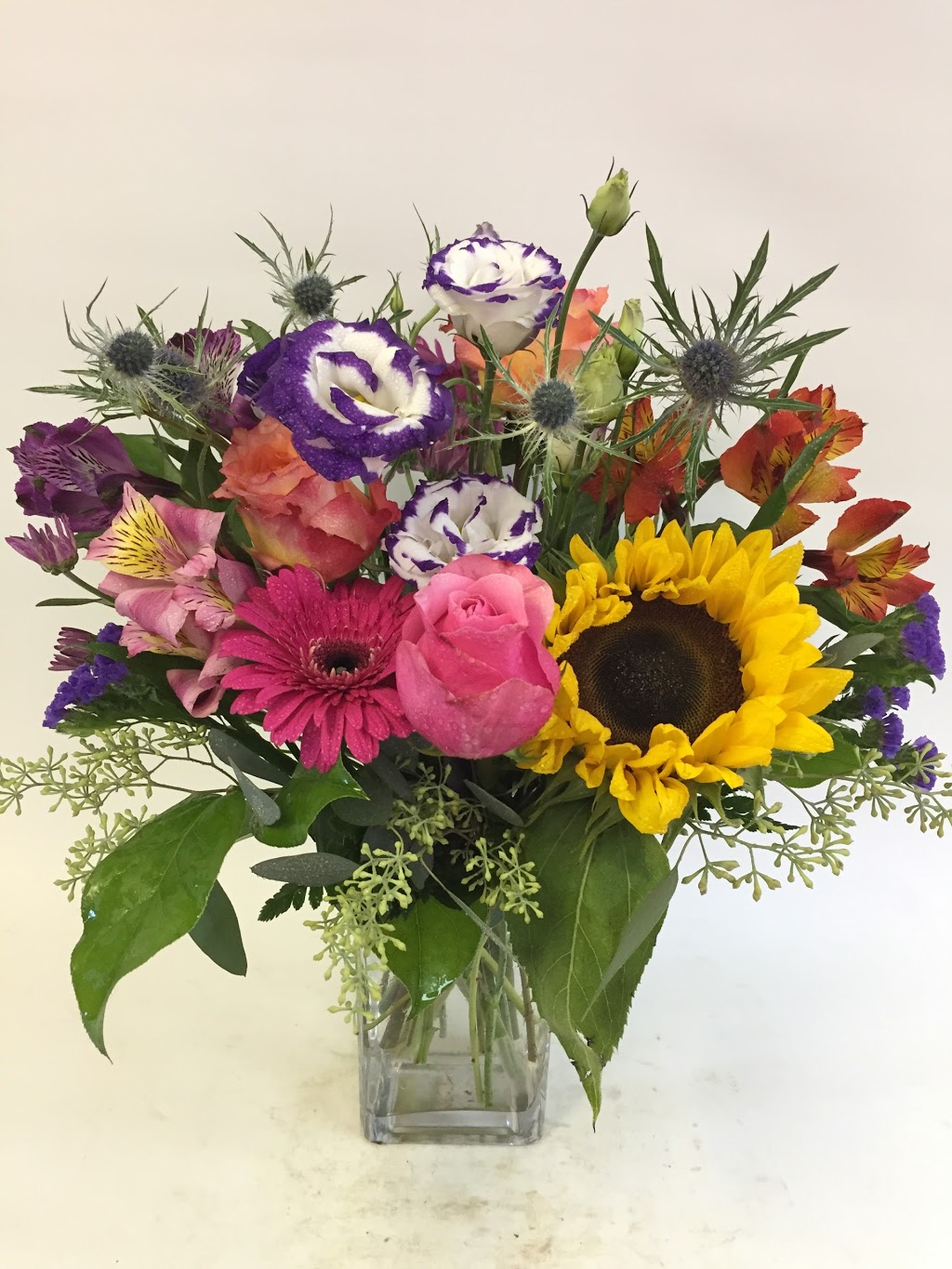 Marketplace Florist | 455 Hazeldean Rd, Kanata, ON K2L 1V1, Canada | Phone: (613) 831-4399