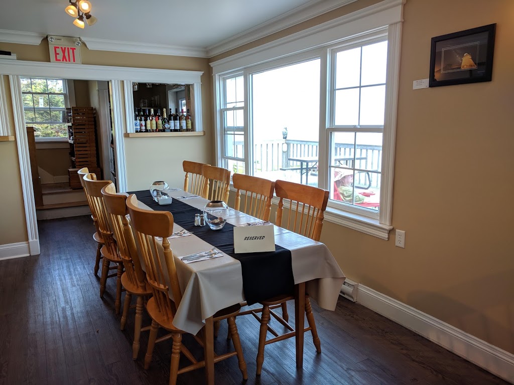 Cape House Restaurant | 650 Cape Enrage Rd, Waterside, NB E4H 4Z4, Canada | Phone: (506) 887-2275