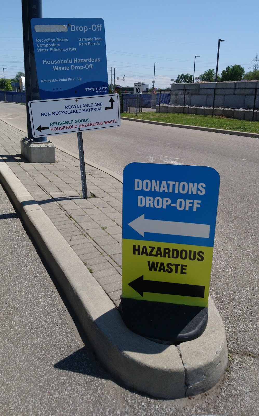 Fewster Community Recycling Centre | 1126 Fewster Dr, Mississauga, ON L4W 1A2, Canada | Phone: (905) 791-9499