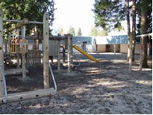 Uplands Elementary/Uplands Montessori | 4471 207a St, Langley City, BC V3A 5V8, Canada | Phone: (604) 533-1285