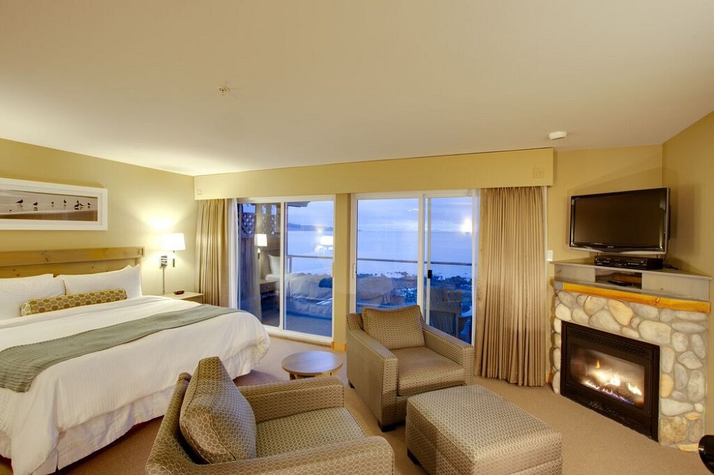 Kingfisher Oceanside Resort and Spa | 4330 Island Hwy S, Royston, BC V9N 9R9, Canada | Phone: (800) 663-7929