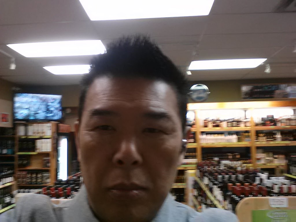 Calgary Liquor Store | 3863 17 Ave SW, Calgary, AB T3E 0C3, Canada | Phone: (403) 246-4321