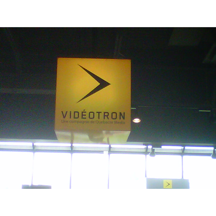 Vidéotron La Plaine | 5551 Boulevard Laurier suite 100, Terrebonne, QC J7M 1T7, Canada | Phone: (450) 968-1288