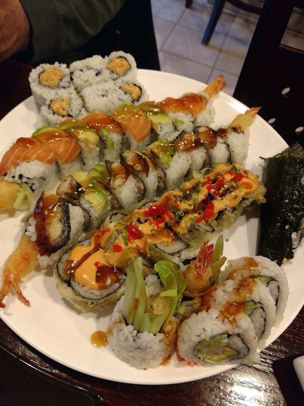 Koi Sushi | 1752, 1604 Hopkins Rd, Williamsville, NY 14221, USA | Phone: (716) 639-0666