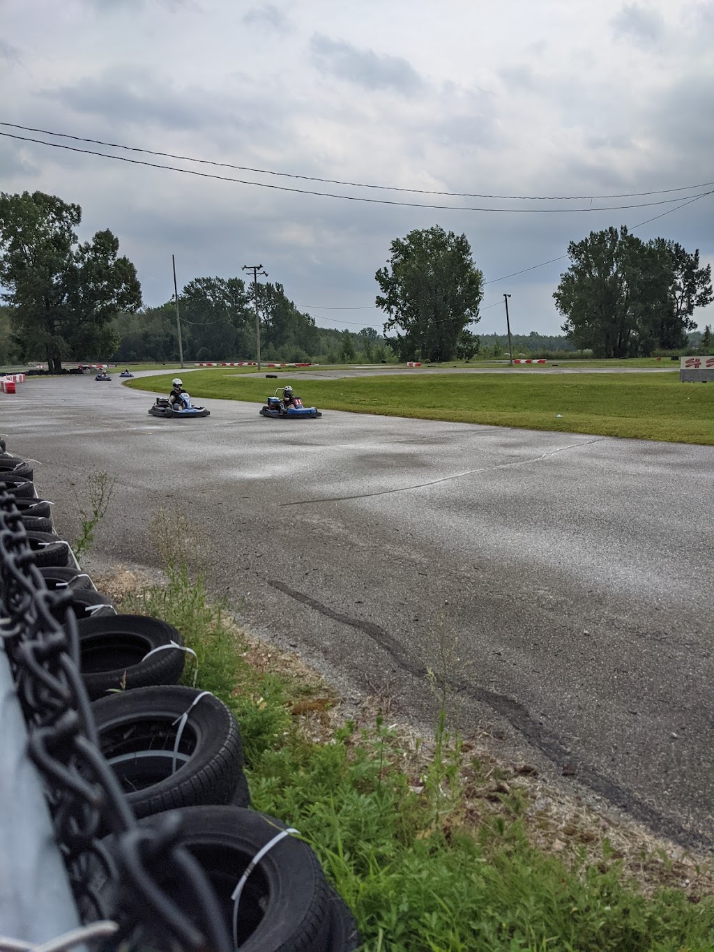 SH Karting | 2456 4e Rang S, Saint-Charles-sur-Richelieu, QC J0H 2G0, Canada | Phone: (450) 584-3843