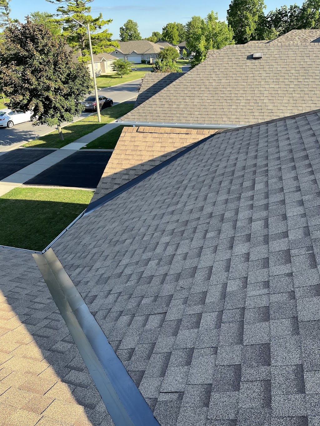 Loyalist Roofing and Renovations | 54 Clairton Pl, Amherstview, ON K7N 1R7, Canada | Phone: (613) 876-1898