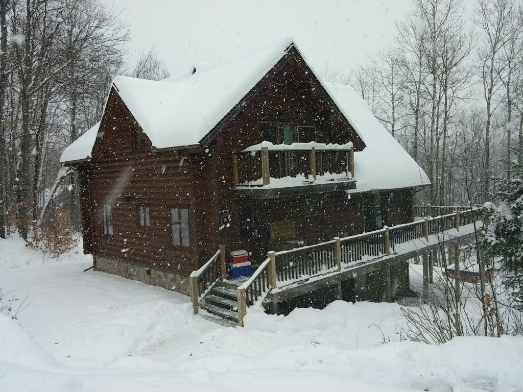 Blueberry Lake Resort | 780 Chemin des Pionniers, Labelle, QC J0T 1H0, Canada | Phone: (514) 999-5273