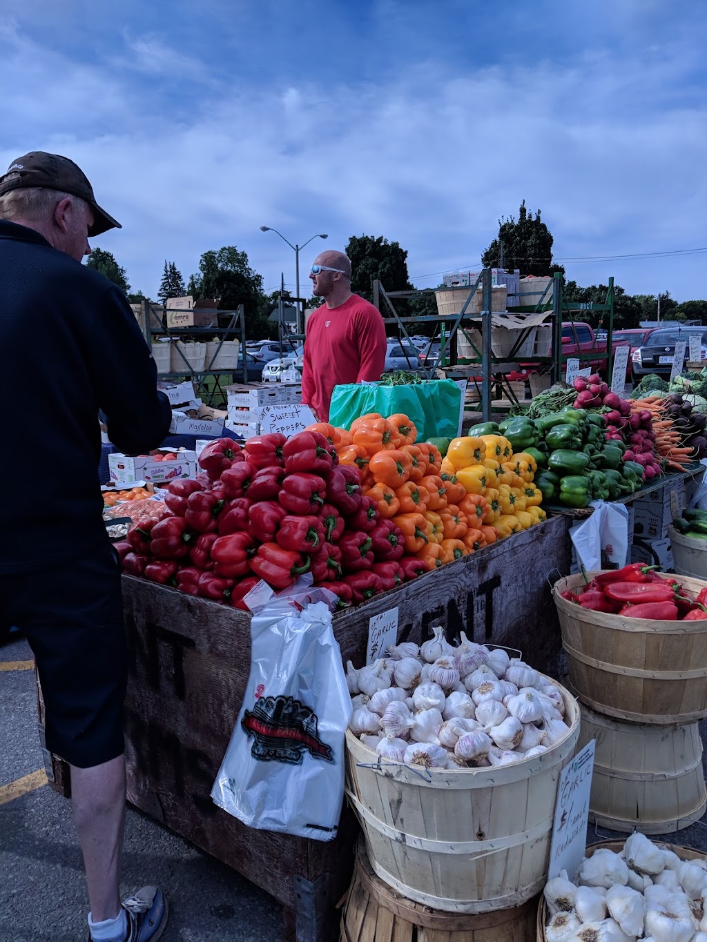 Peterborough Farmers Market | 136 Lansdowne St, Peterborough, ON K9J 1Y6, Canada | Phone: (705) 742-3276