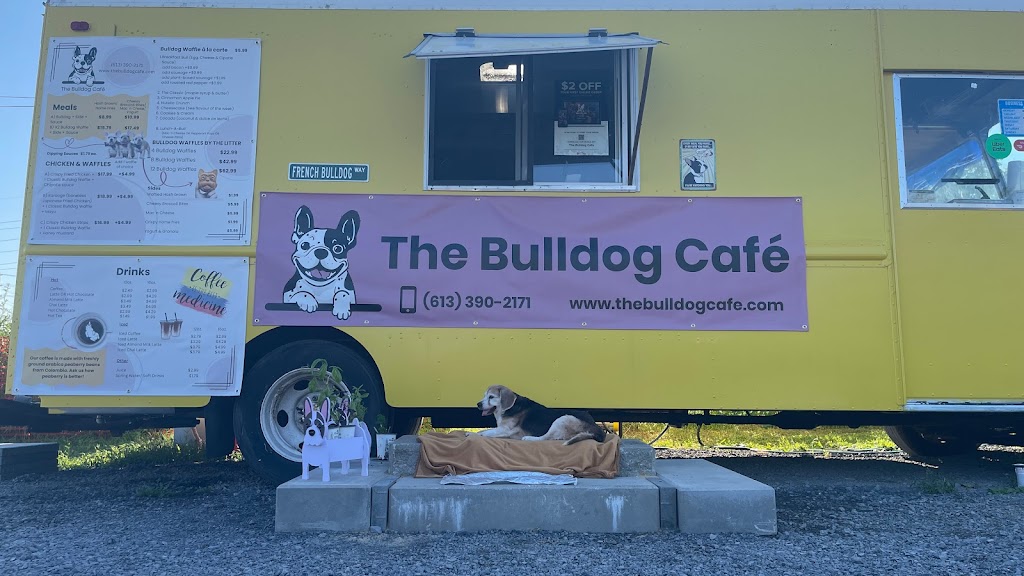 The Bulldog Café | 1877 Innes Rd, Gloucester, ON K1B 4C6, Canada | Phone: (613) 390-2171