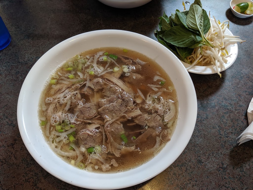 Pho Binh | 15055 Stony Plain Rd, Edmonton, AB T5P 4W1, Canada | Phone: (780) 444-7841