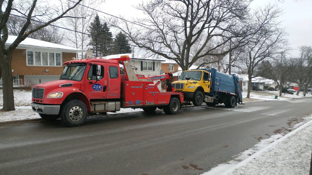 SSR Towing | 60 Sinnott Rd, Scarborough, ON M1L 4M7, Canada | Phone: (647) 998-8690