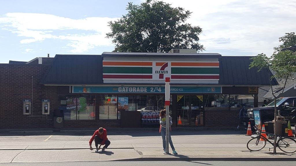 7-Eleven | 883 Dundas St W, Toronto, ON M6J 1V8, Canada | Phone: (416) 362-0450