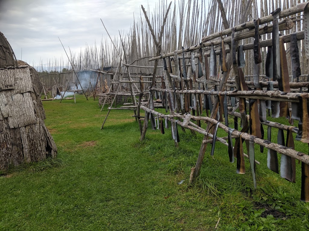 Centre dinterprétation du site archéologique Droulers-Tsiionhia | 1800 Chemin Leahy, Saint-Anicet, QC J0S 1M0, Canada | Phone: (450) 264-3030