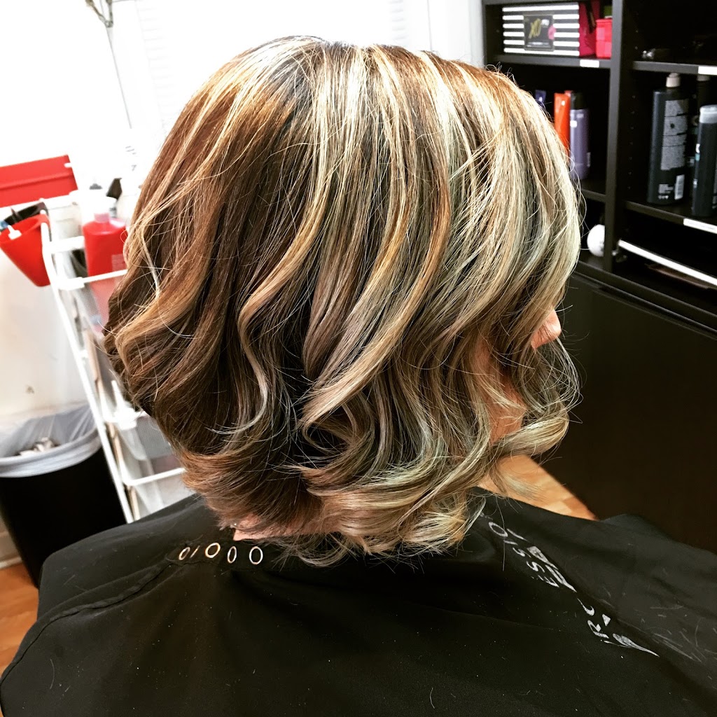 Sandie Coiffure | 558 Rue Papin, Contrecoeur, QC J0L 1C0, Canada | Phone: (450) 561-8382