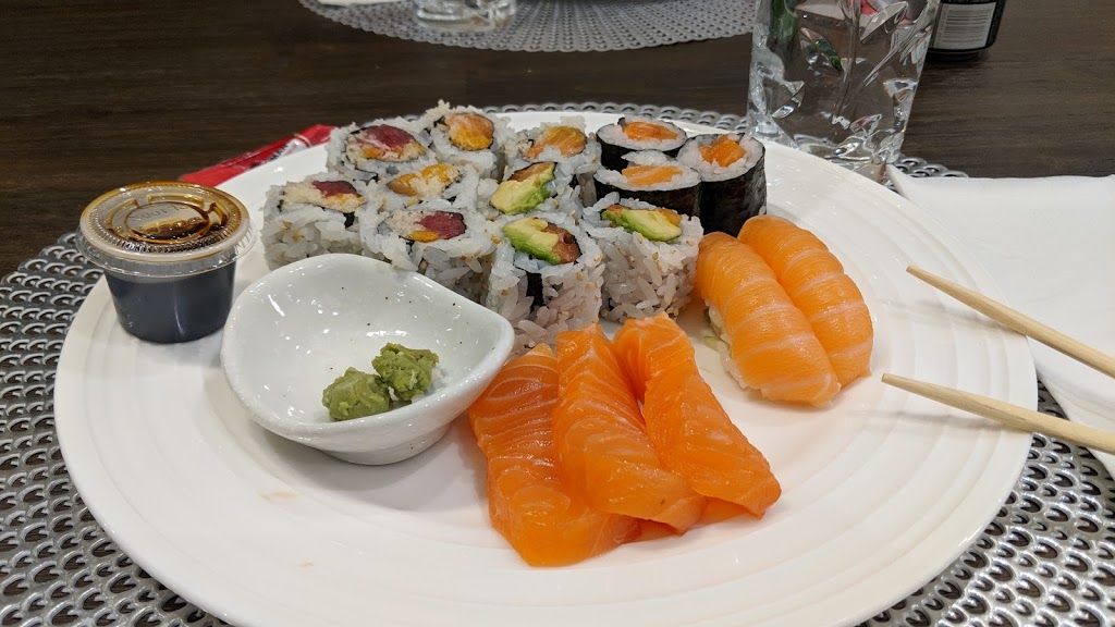 DoubleSushi | 2795 Danforth Ave, Toronto, ON M4C 1M2, Canada | Phone: (416) 698-2168