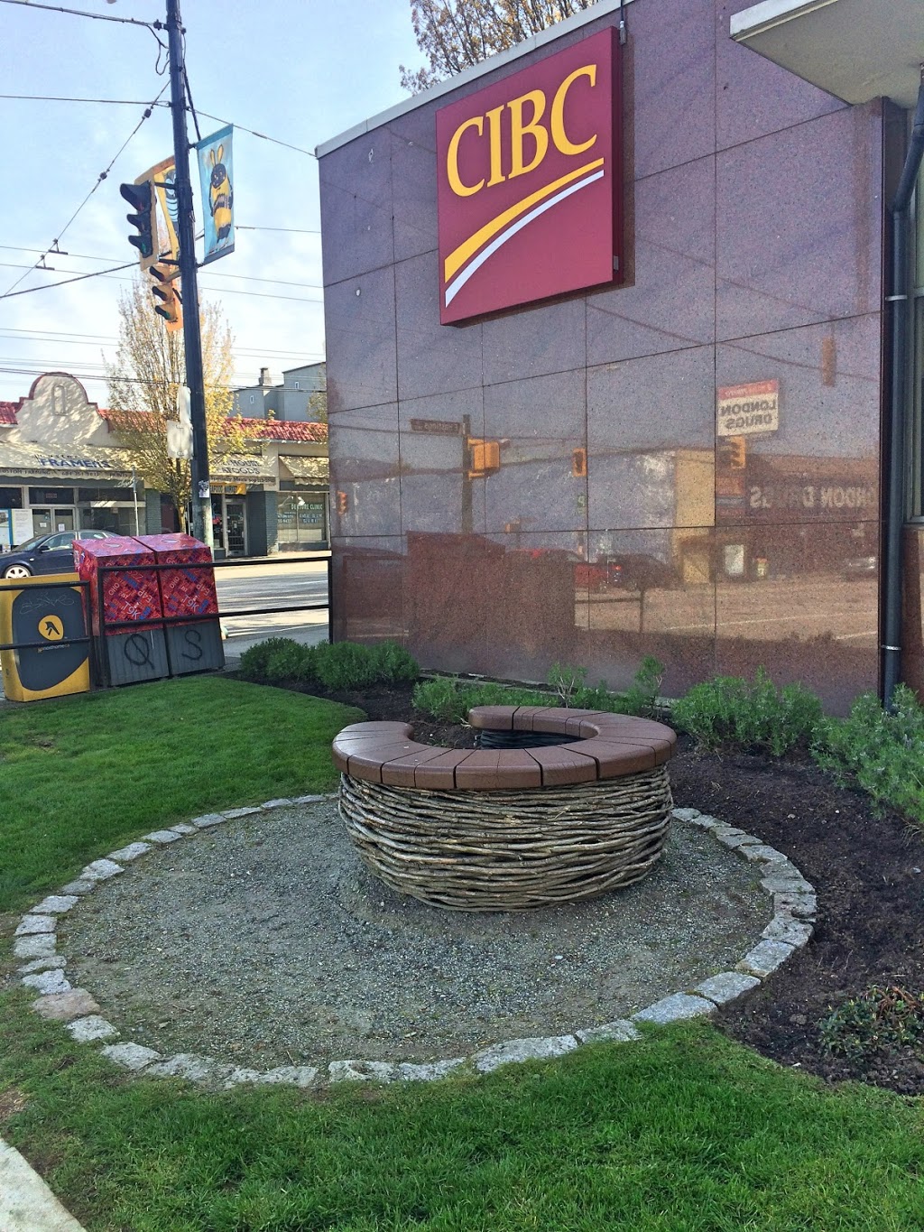 CIBC Branch with ATM | 2602 E Hastings St, Vancouver, BC V5K 1Z6, Canada | Phone: (604) 665-6860