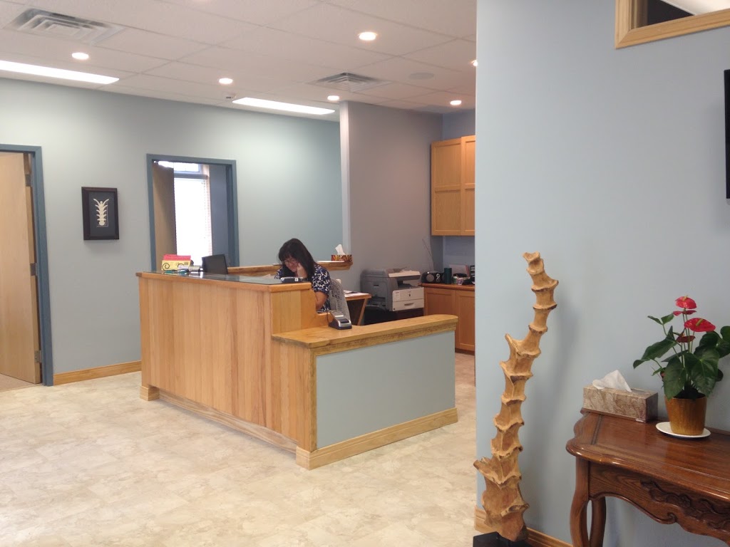 Hubbel and Johnston Chiropractic | 163 Elgin St E, Cobourg, ON K9A 1A1, Canada | Phone: (905) 372-1885