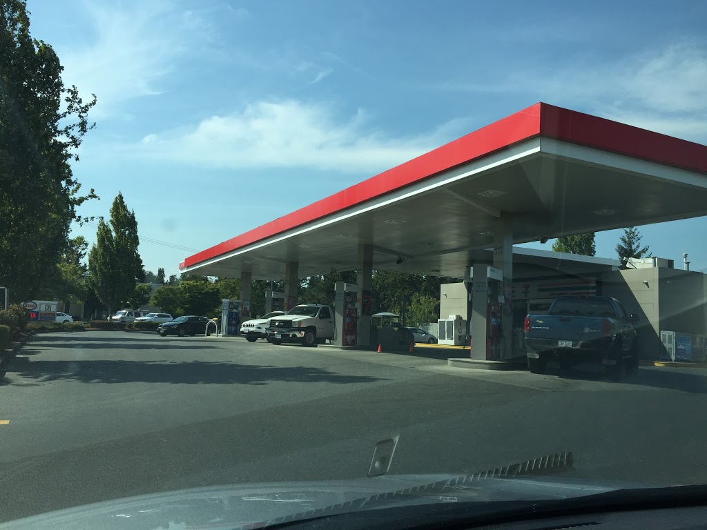 ESSO 7-Eleven 37900 | 4001 Quadra St, Victoria, BC V8X 1K1, Canada | Phone: (250) 704-0280