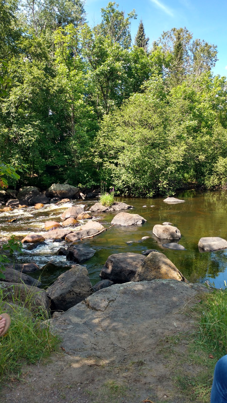 Parc des amoureux | Chemin de la Rivière, Val-David, QC J0T, Canada