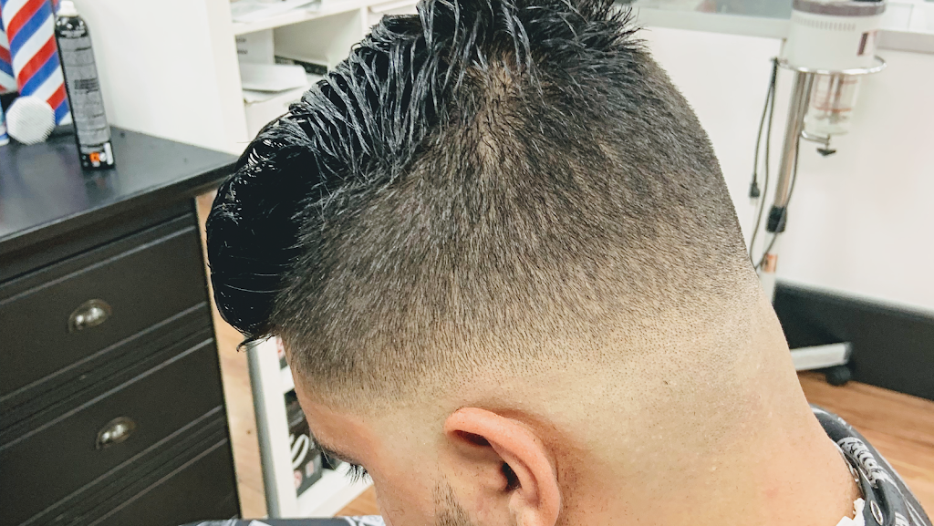 Benjis Barbershop | 4515 Macleod Trail SW, Calgary, AB T2G 0A5, Canada | Phone: (403) 474-1174