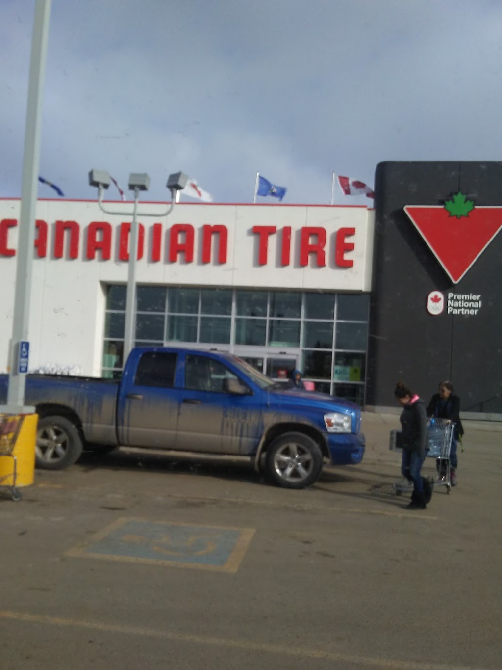Canadian Tire | 3851 56 St, Wetaskiwin, AB T9A 2B1, Canada | Phone: (780) 352-7135