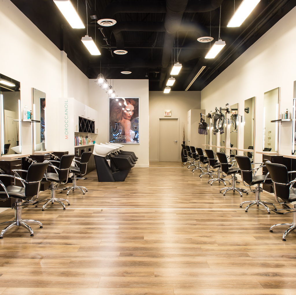 In Salon | 2983 Westoak Trails Blvd, Oakville, ON L6M 5E4, Canada | Phone: (905) 465-2398