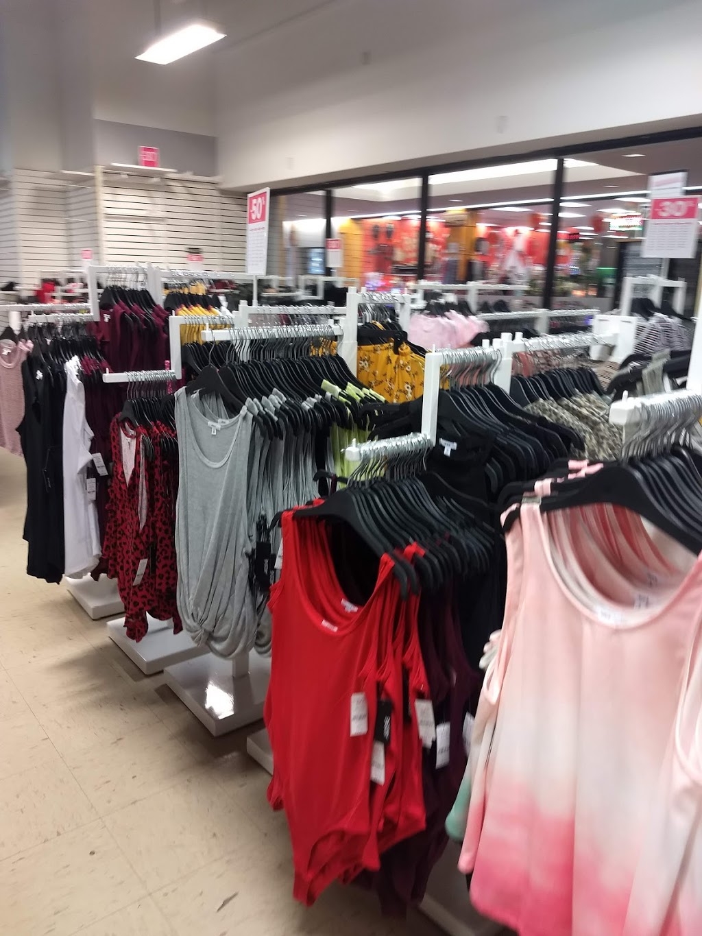 Ardene | 7250 Boulevard Taschereau A01019A, Brossard, QC J4W 1M9, Canada | Phone: (579) 266-0009