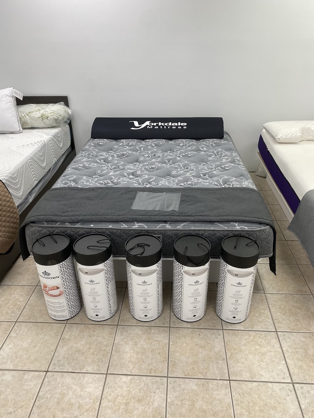 Matelas Enzo | 713 Rue Saint-Pierre, Drummondville, QC J2C 3W8, Canada | Phone: (819) 469-7341