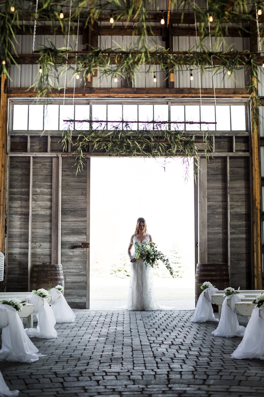 The Rustic Wedding Barn | 39056 Laurencelle lane, La Broquerie, MB R0A 0W0, Canada | Phone: (204) 355-8681