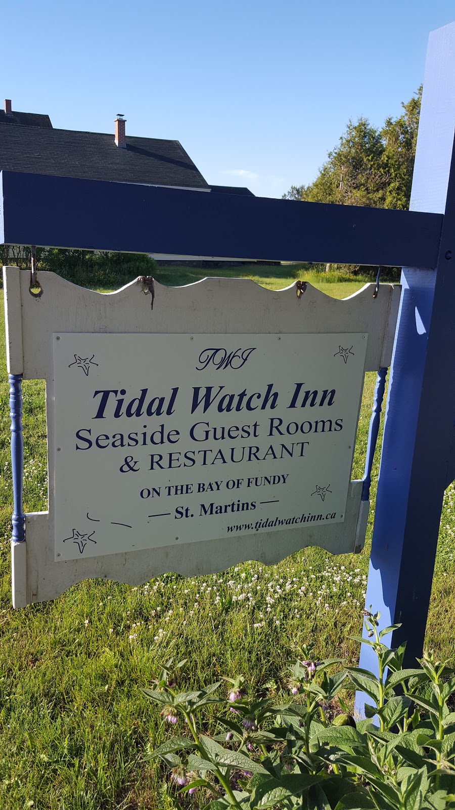 Tidal Watch Inn | 16 Beach St, St. Martins, NB E5R 1C7, Canada | Phone: (506) 833-4772