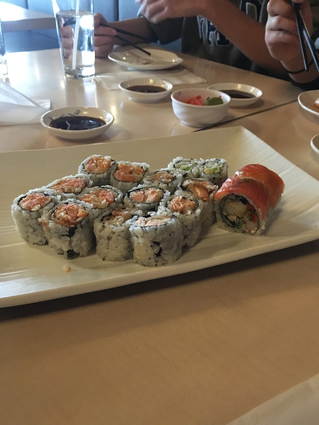 Ginza Sushi | 9960 Dufferin St, Maple, ON L6A 4K5, Canada | Phone: (905) 417-1733