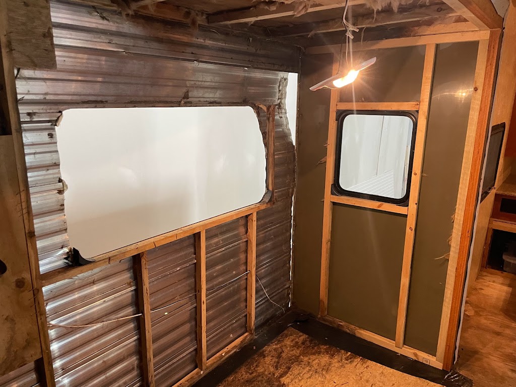 Maintained Custom Trailer Renovations and Repair | 949 Glengarry Crescent unit 2, Fergus, ON N1M 2W7, Canada | Phone: (226) 383-8363