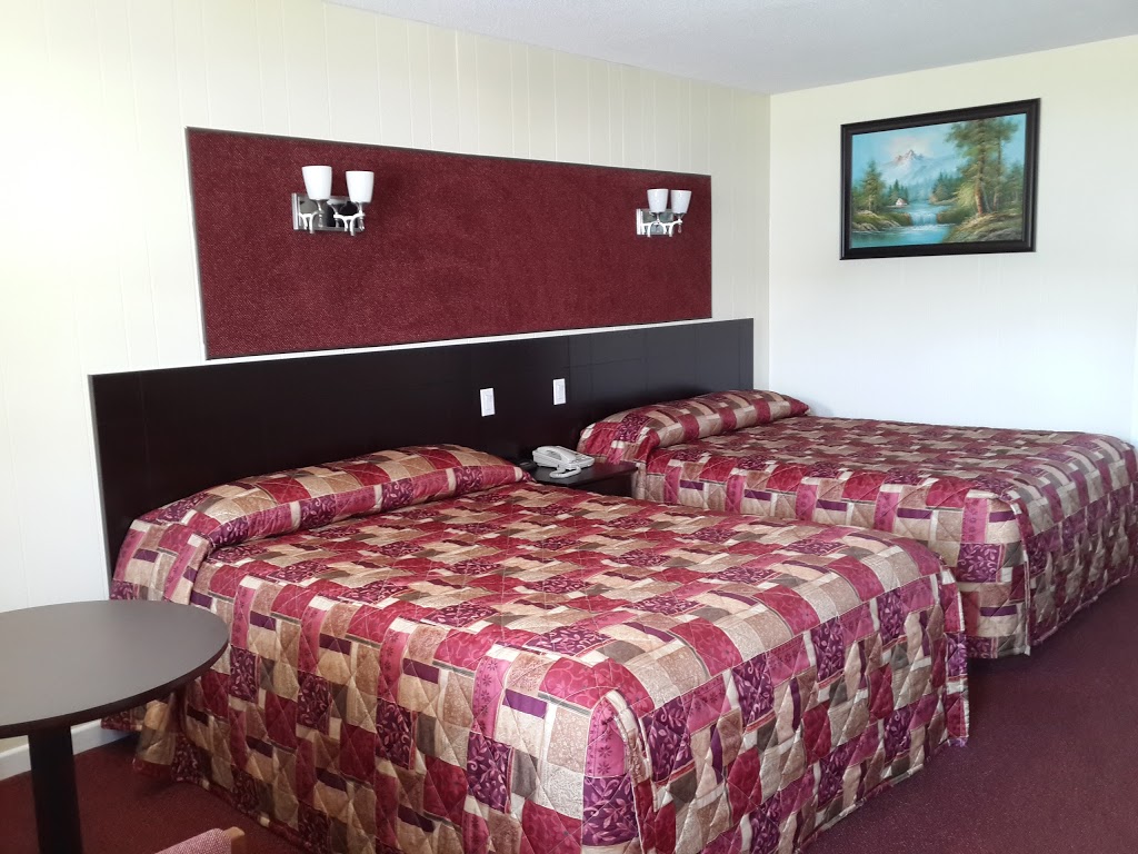 Fox Motor Inn | 297 Dundas St W, Napanee, ON K7R 2B3, Canada | Phone: (613) 354-3855