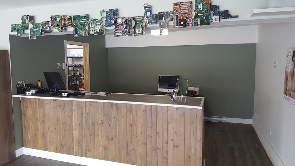 Mr Robot Convenience Electronics | 470 Rue King E, Sherbrooke, QC J1G 1B5, Canada | Phone: (819) 987-1670