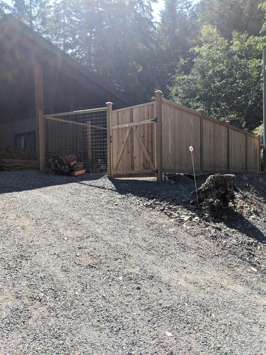 Nanaimo Fence Company | 5665 Turner Rd, Nanaimo, BC V9T 5N8, Canada | Phone: (250) 510-3717