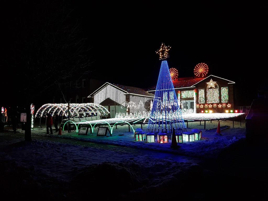 Greene Family Lights | 4 Berkar St, Angus, ON L0M 1B3, Canada | Phone: (705) 795-2065