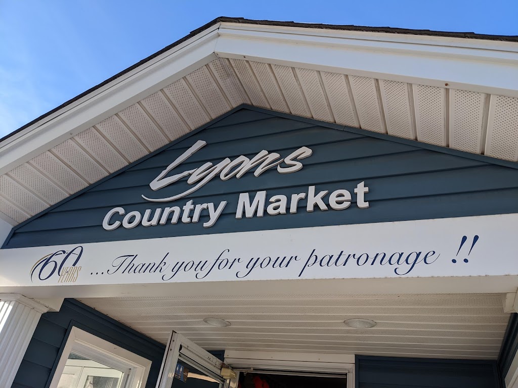 Lyons Country Market | 3295 Mountain Rd, Lutes Mountain, NB E1G 4T4, Canada | Phone: (506) 858-1317