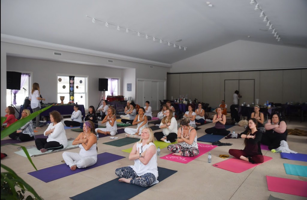 Shine On Yoga | 7811 Juneberry Dr, Niagara Falls, ON L2H 0N1, Canada | Phone: (289) 668-2920