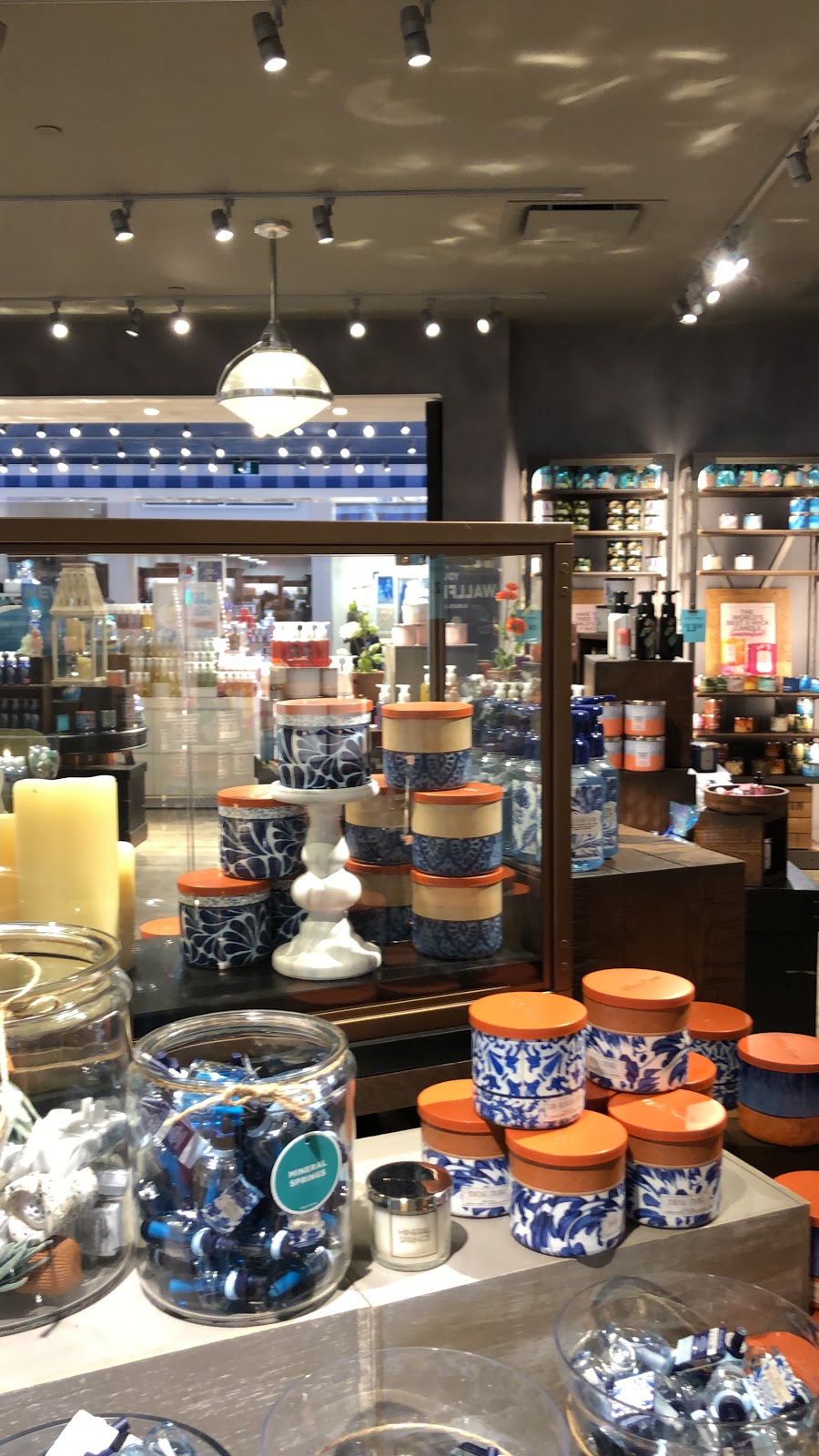 Bath & Body Works | 261055 Crossiron Blvd, Rocky View No. 44, AB T4A 0G3, Canada | Phone: (403) 274-9704