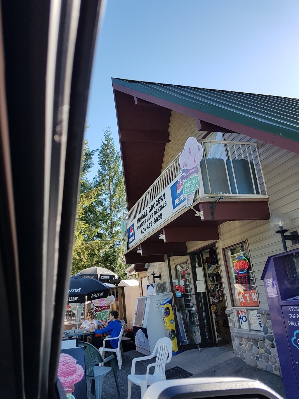 ANMORE GROCERY | Canada, British Columbia, Anmore, Sunnyside Rd, 3275 4Z4