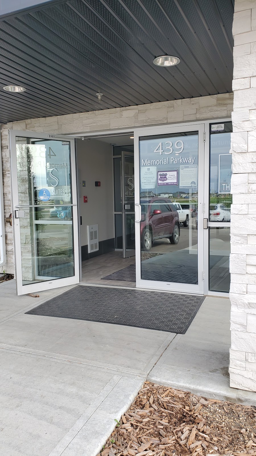 The Suites | 439 Memorial Parkway, AB T4E 1Z8, Canada | Phone: (877) 213-7042