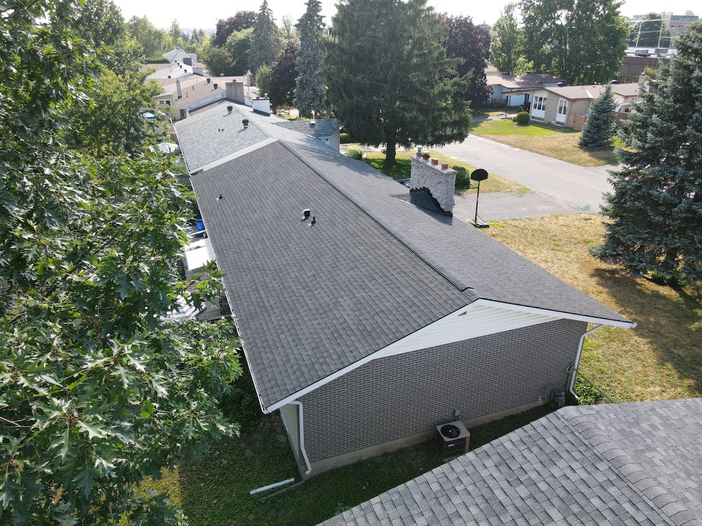 Vusi Roofing | 1805 Hunters Run Dr, Orléans, ON K1C 6X3, Canada | Phone: (613) 266-2014