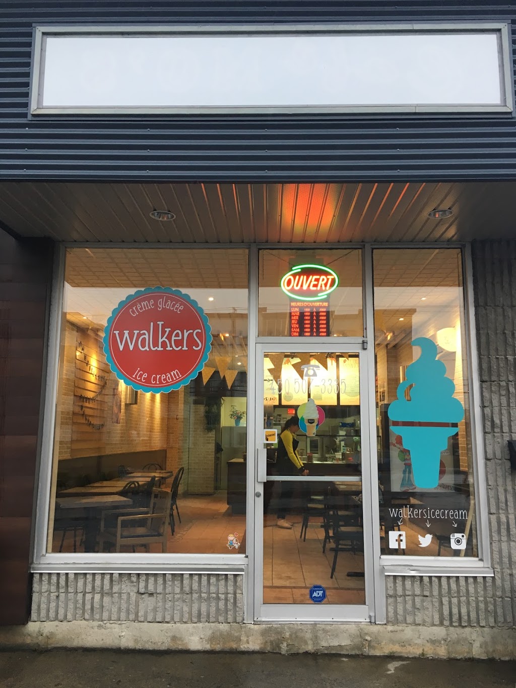 Crème Glacée Walkers Ice Cream | a, 126 Rue Principale, Châteauguay, QC J6J 3H1, Canada | Phone: (450) 507-3335