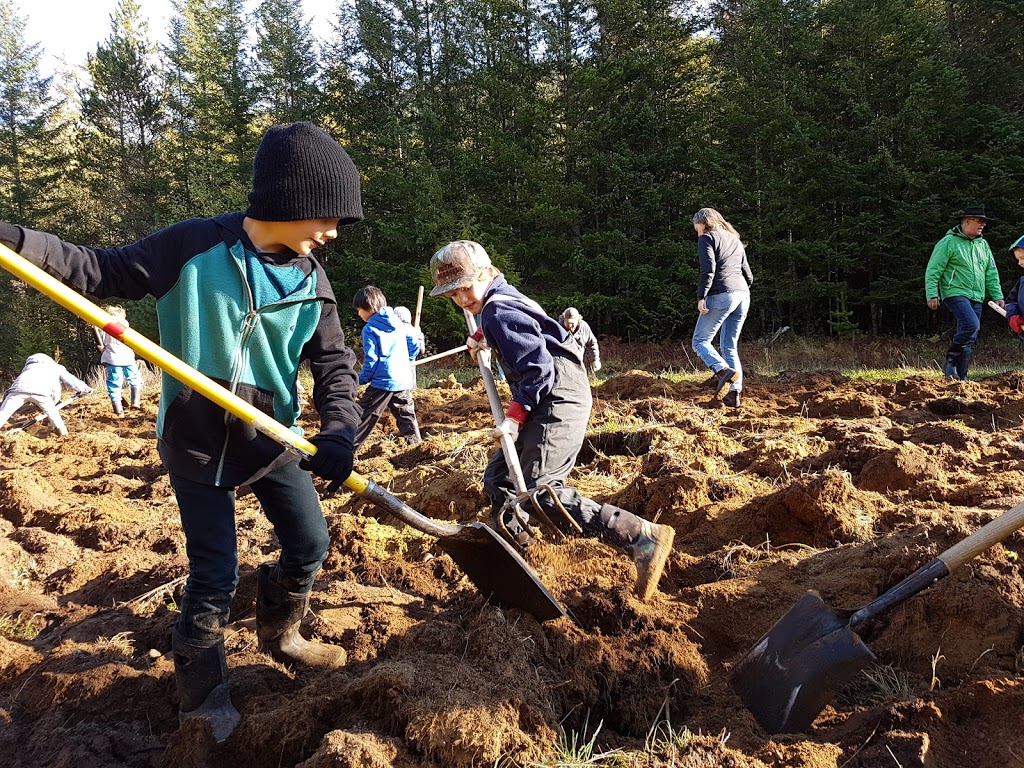 Squamish Waldorf School | 38265 Westway Ave, Squamish, BC V8B 0Y5, Canada | Phone: (604) 898-3287