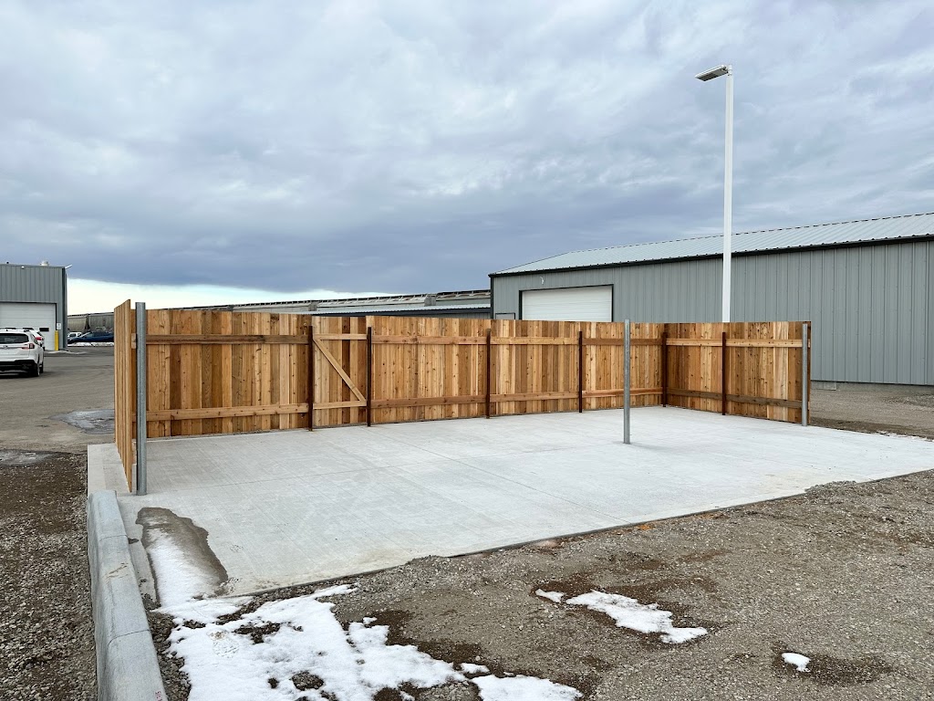 Camco Fencing and Lawns | 91050 Lucy St, Lethbridge County, AB T1J 5R1, Canada | Phone: (587) 220-1669