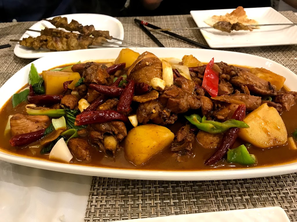 Le Taklamakan | 7401 Boulevard Newman A35, LaSalle, QC H8N 1X3, Canada | Phone: (514) 365-0005