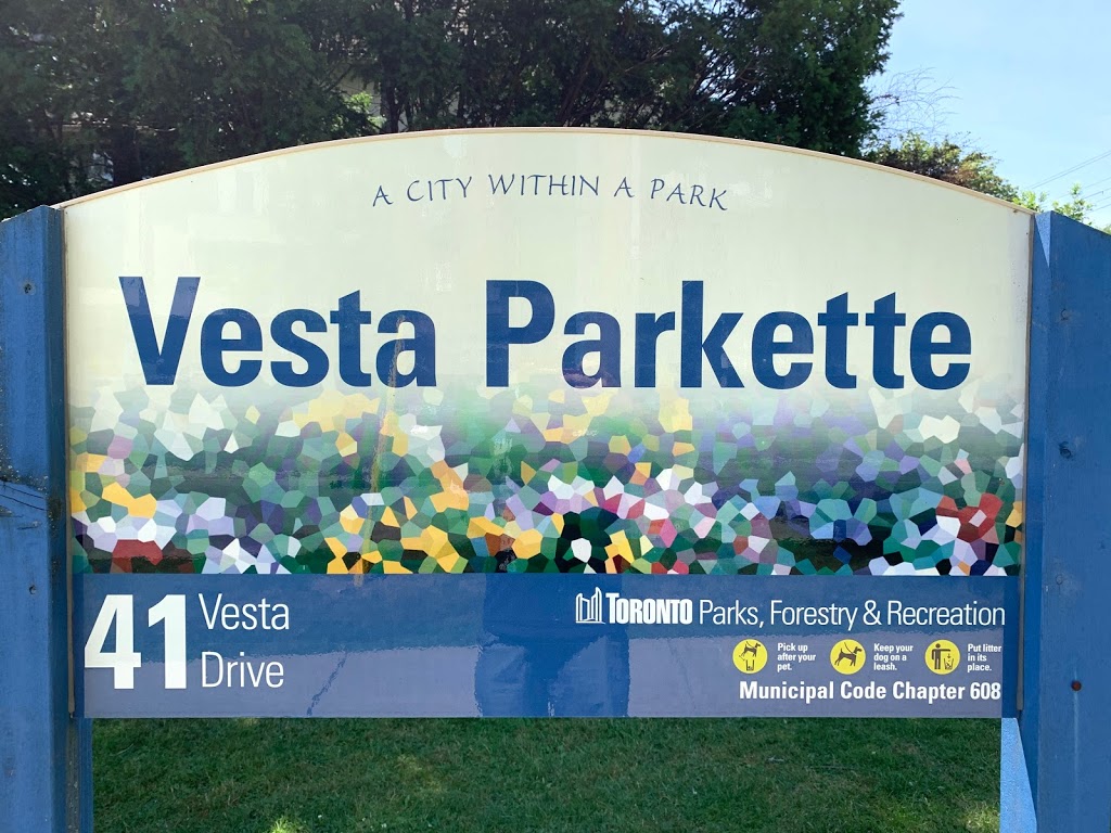 Vesta Parkette | 41 Vesta Dr, Toronto, ON M5P 2Z6, Canada | Phone: (416) 338-4386