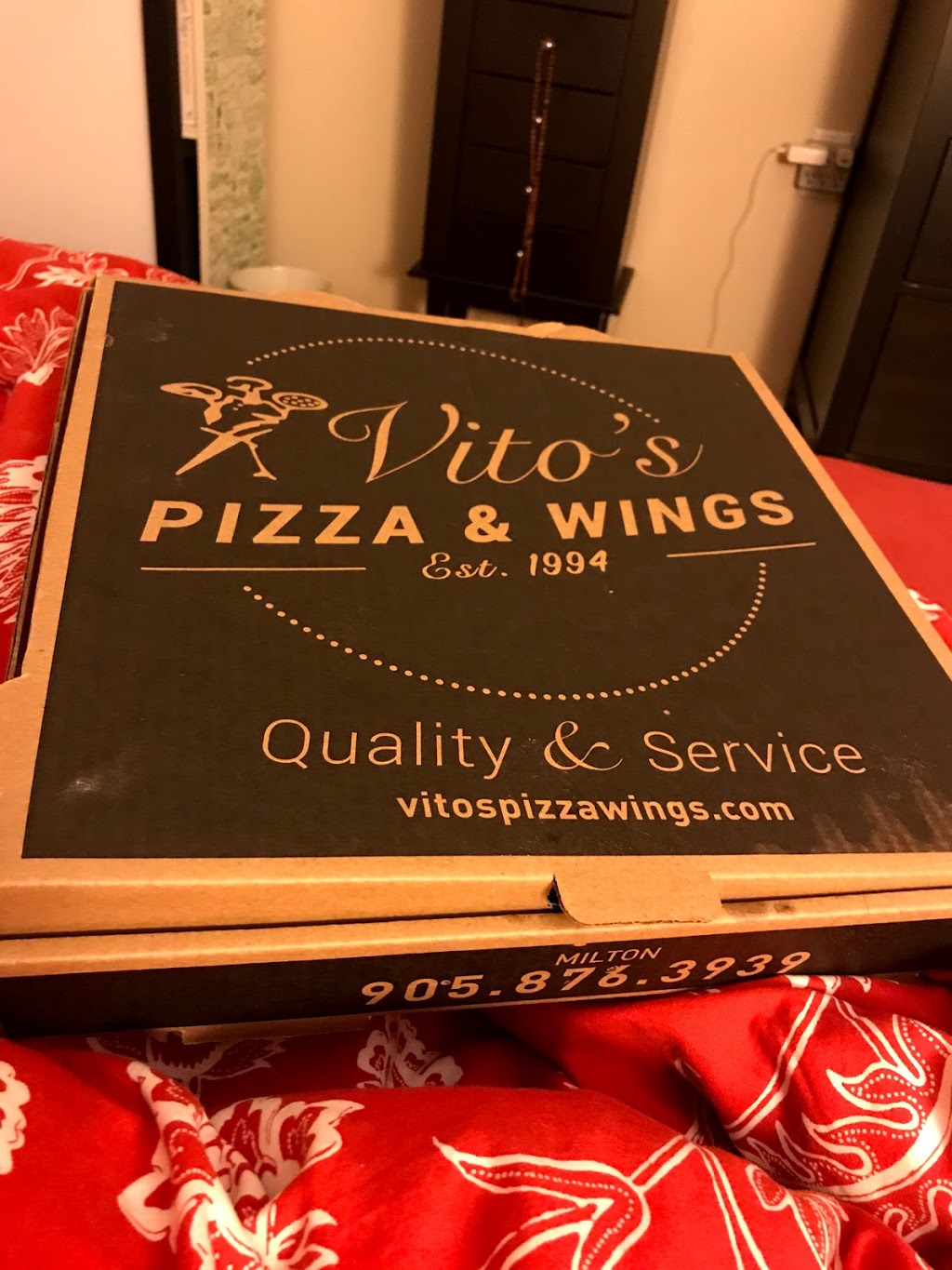 Vitos Pizza & Wings | 464 Steeles Ave E, Milton, ON L9T 1Y5, Canada | Phone: (905) 876-3939