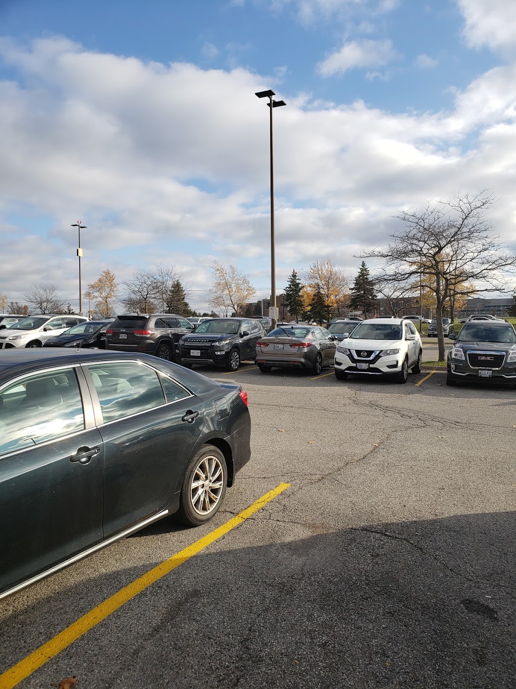 LHSC - Parking Lot P3 | 800 Commissioners Rd E, London, ON N6A 5W9, Canada | Phone: (519) 433-7511