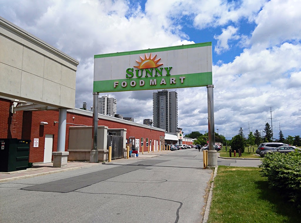 Sunny Foodmart | 747 Don Mills Rd #60, North York, ON M3C 1T2, Canada | Phone: (416) 900-1699